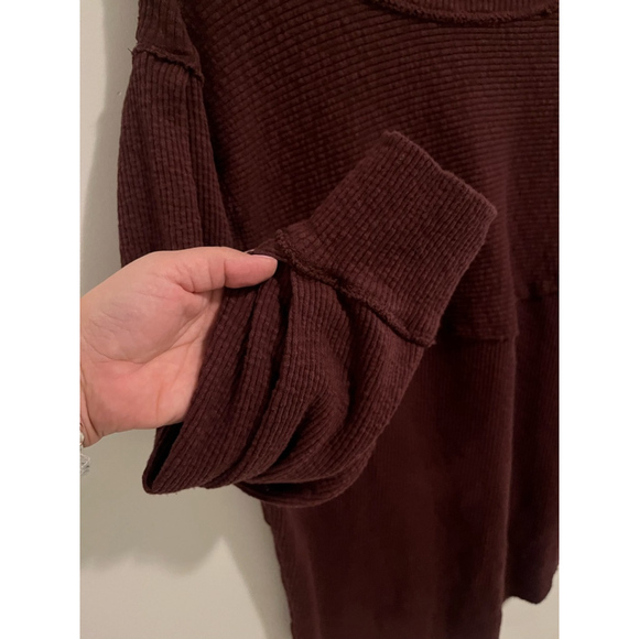 Free People Volume Sleeve Thermal Top Burgundy Cherry Cola Ribbed Oversized - Picture 4 of 9